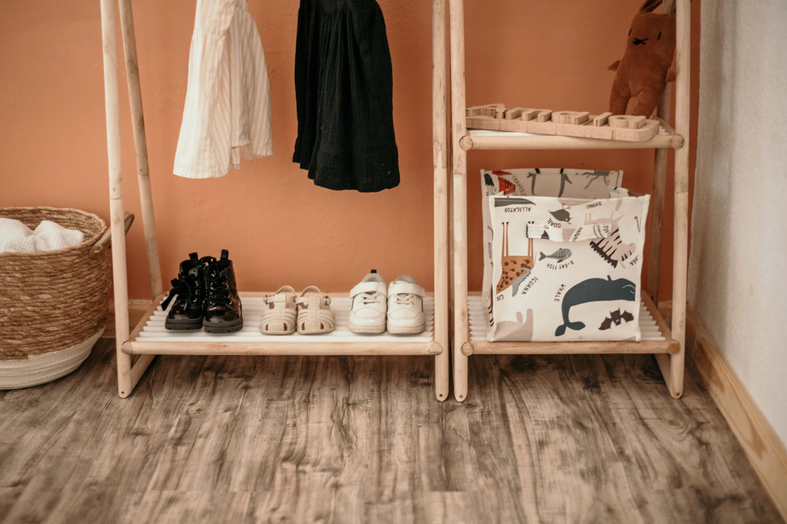 Do.Wel Kids clothing rail - Image 3